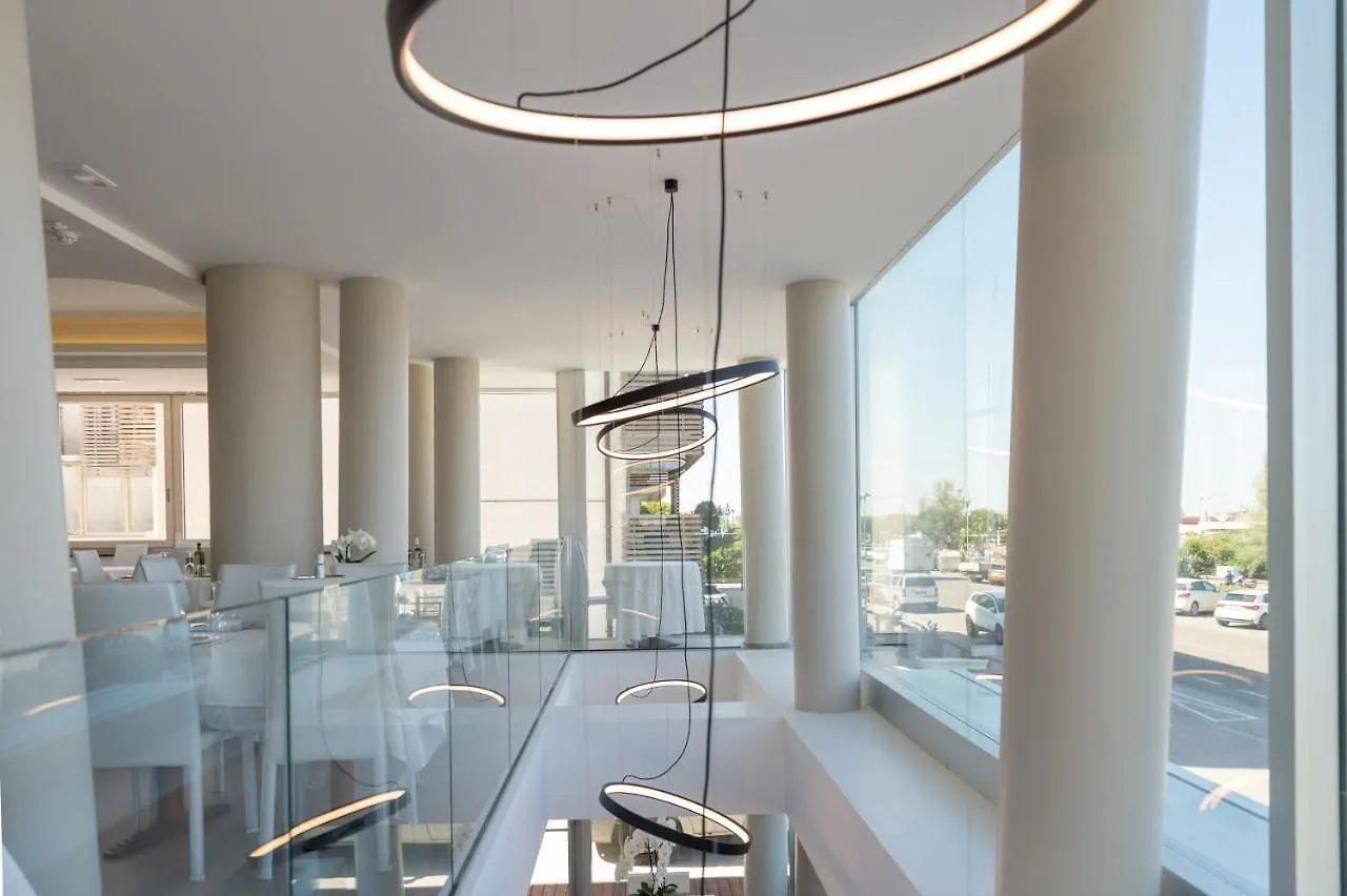 Hotel Commodore Cervia