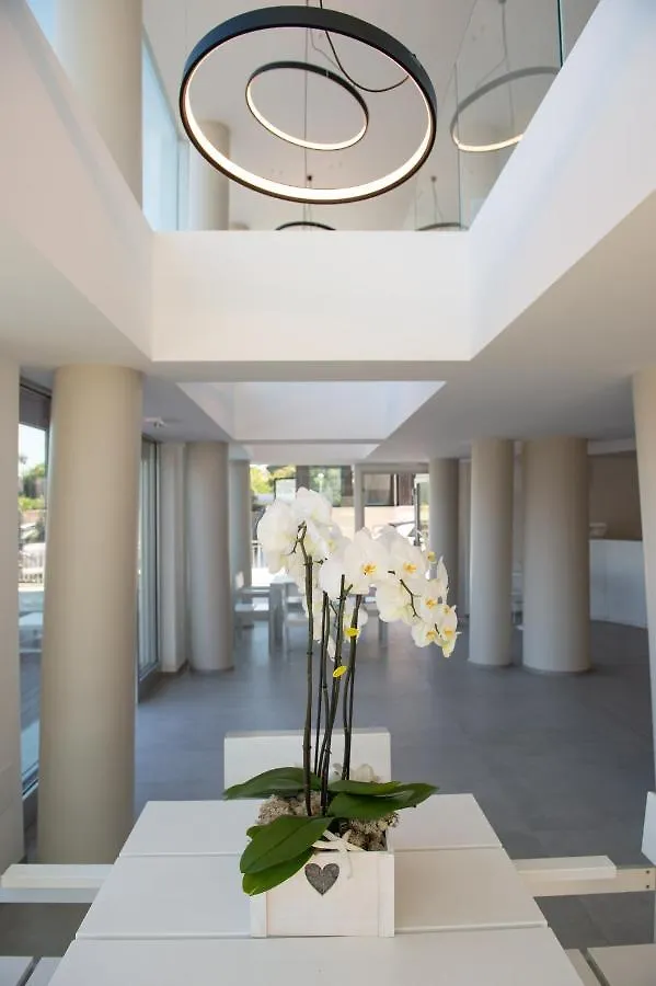 Hotel Commodore Cervia