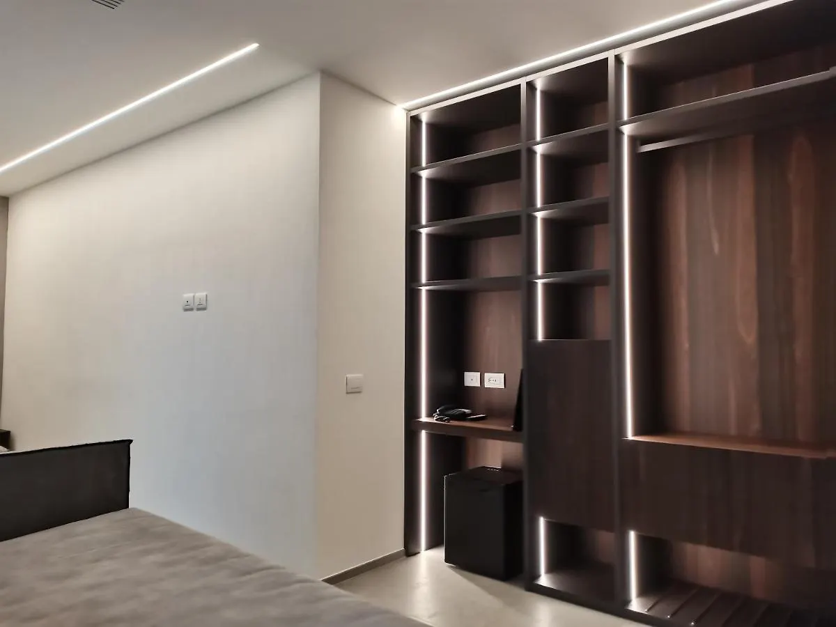 Hotel Commodore Cervia 4*,