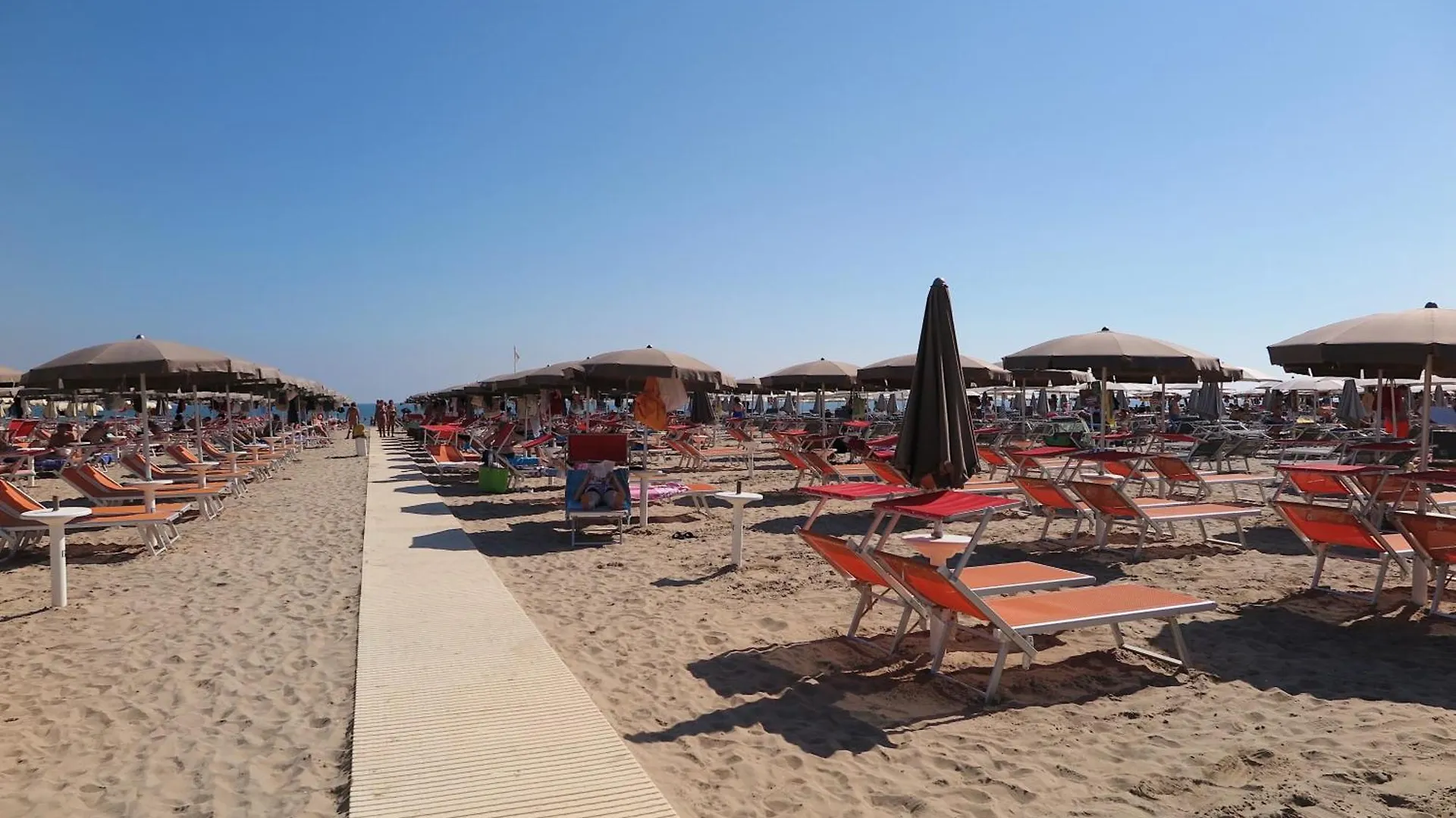 Hotel Commodore Cervia 4*,